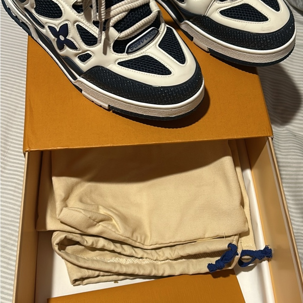 LV’s Trainer Skate Blue - Picture 4 of 5